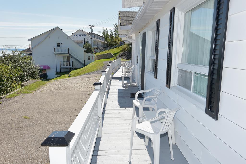 Saint-Siméon Auberge Sur Mer Charlevoix מראה חיצוני תמונה